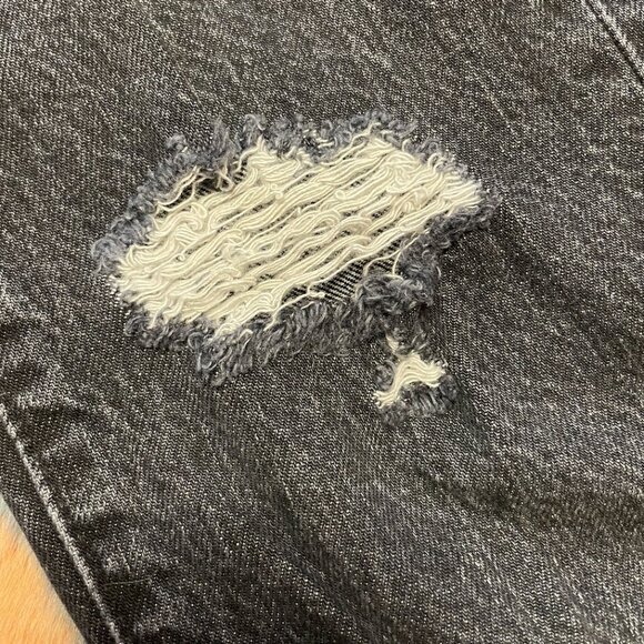 Madewell The Perfect Vintage Jean – Roxstone Wash, Knee-Rip Edition (Size 28) - Picture 7 of 10